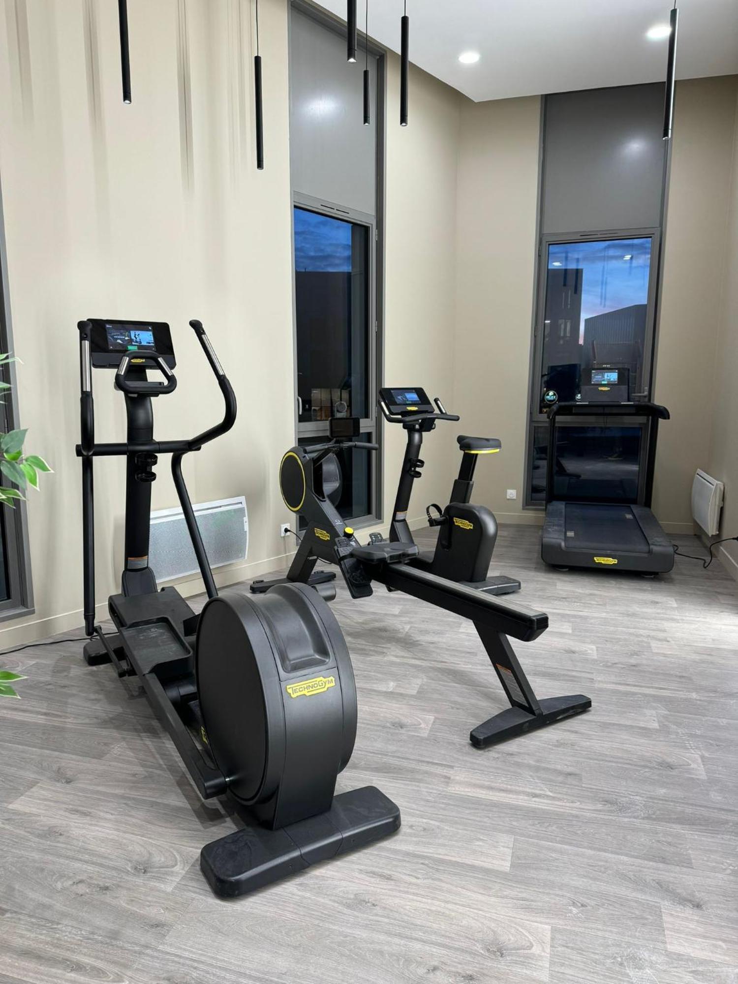 Presqu'Ile, Appartement Neuf Avec Balcon, Salle De Gym Et Parking Кан Екстериор снимка